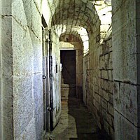 Galerie dans les prisons royales de Saint-Amour
