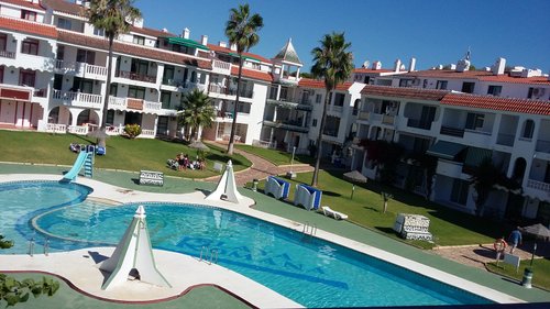 APARTAMENTOS PLAYA ROMANA PARK - Prices & Condominium Reviews ...