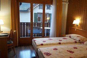Room & Suite