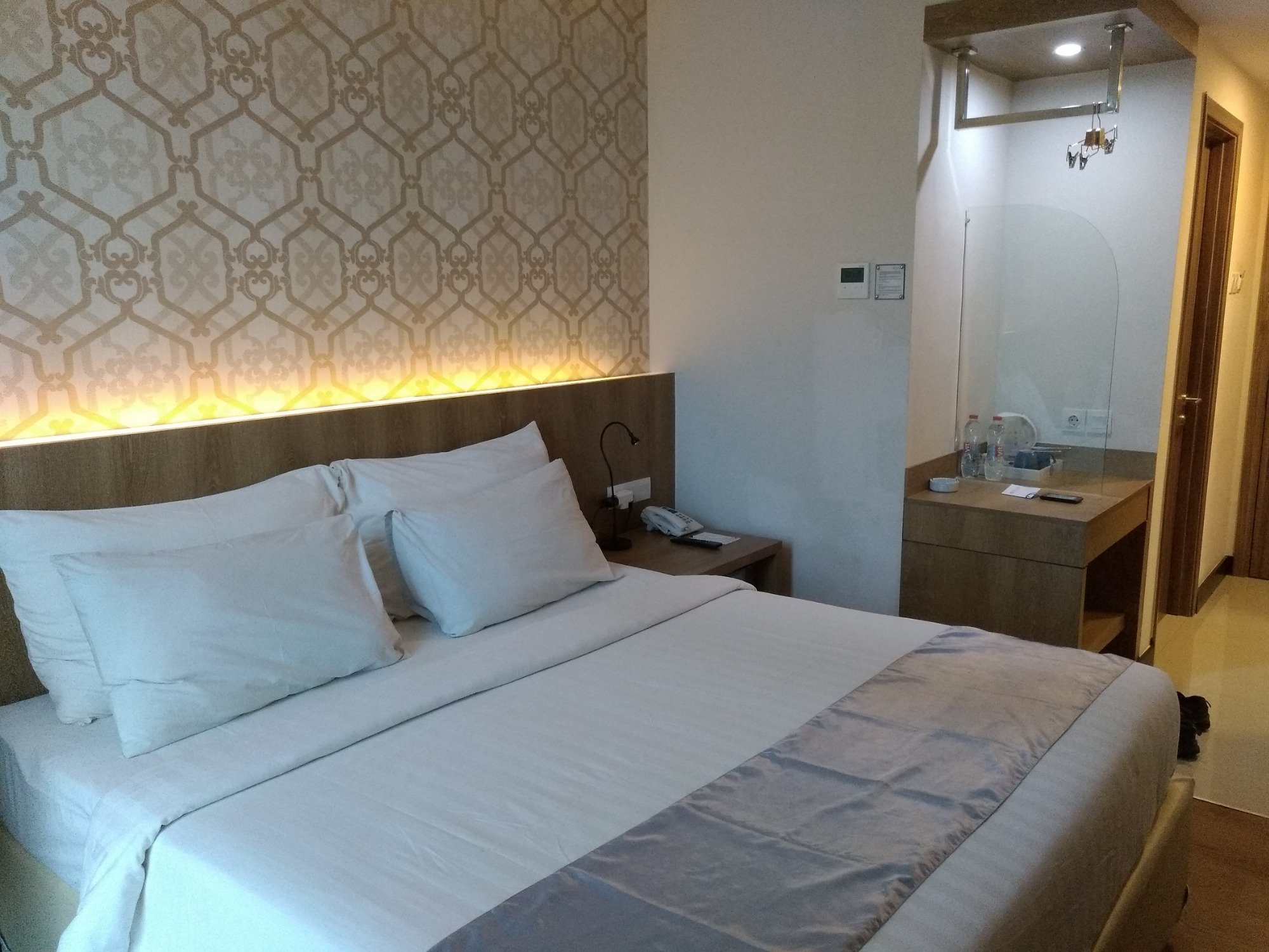 ODUA WESTON JAMBI - Updated 2024 Prices & Specialty Hotel Reviews ...