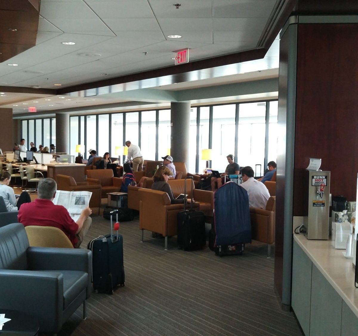 American Airlines Admiral Club (Nashville) - All You Need to Know BEFORE  You Go