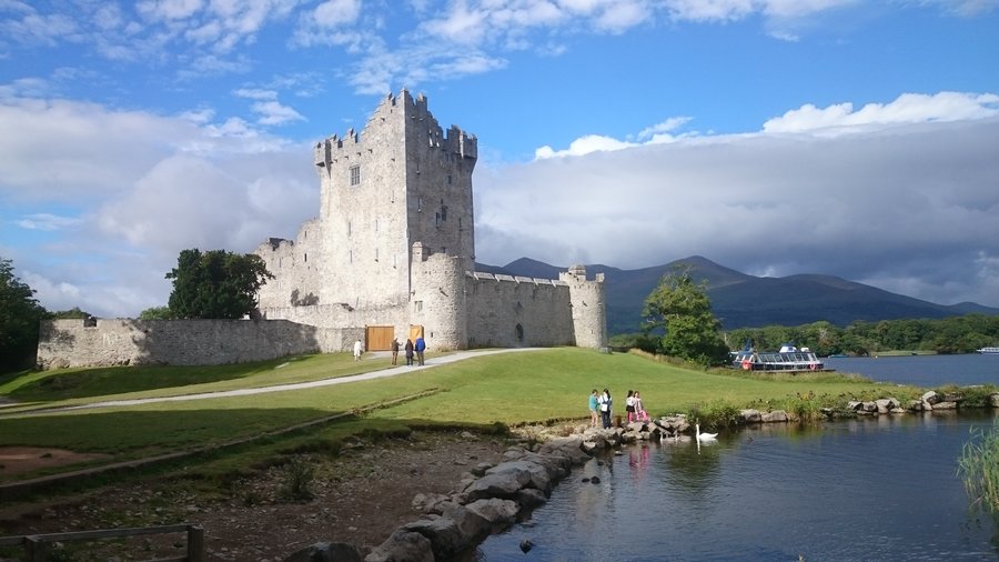 LUACHRA LODGE - Prices & Guest house Reviews (Killarney, Ireland ...