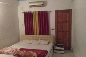 Room & Suite