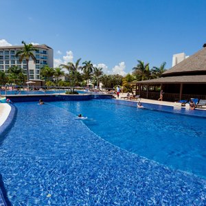 Pool - 3 - other at the Royalton White Sands at the Royalton Blue Waters