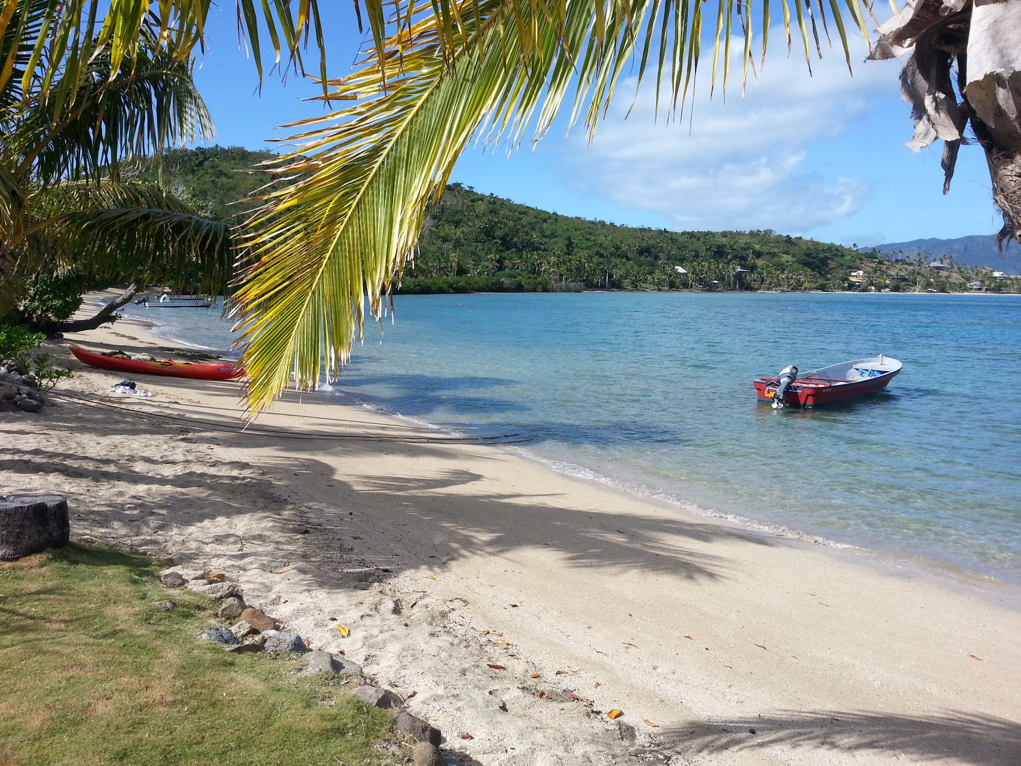 MACDONALDS NANANU BEACH COTTAGES (Rakiraki, Fiji) - Foto's En Reviews ...