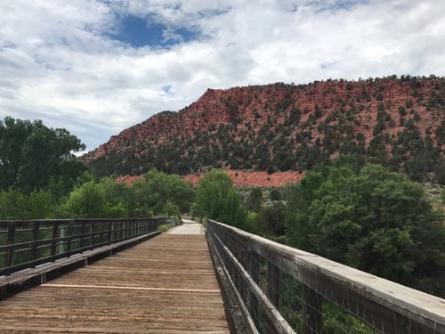 Lincoln Creek Grottos near Aspen - Aspen Trail Finder