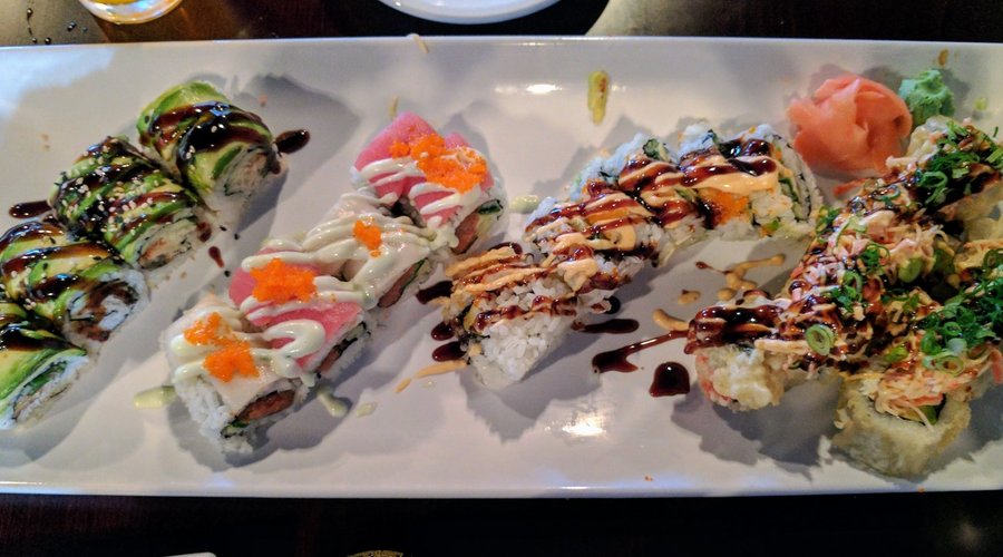 iPho Sushi Kitchen & Bar