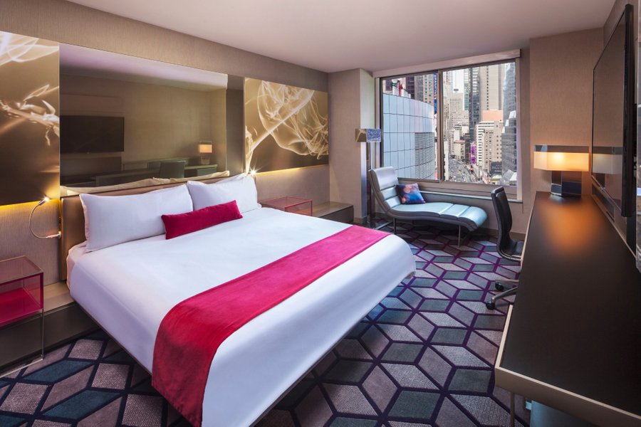 the-12-best-hotels-near-times-square-new-york-city-wandering-wheatleys