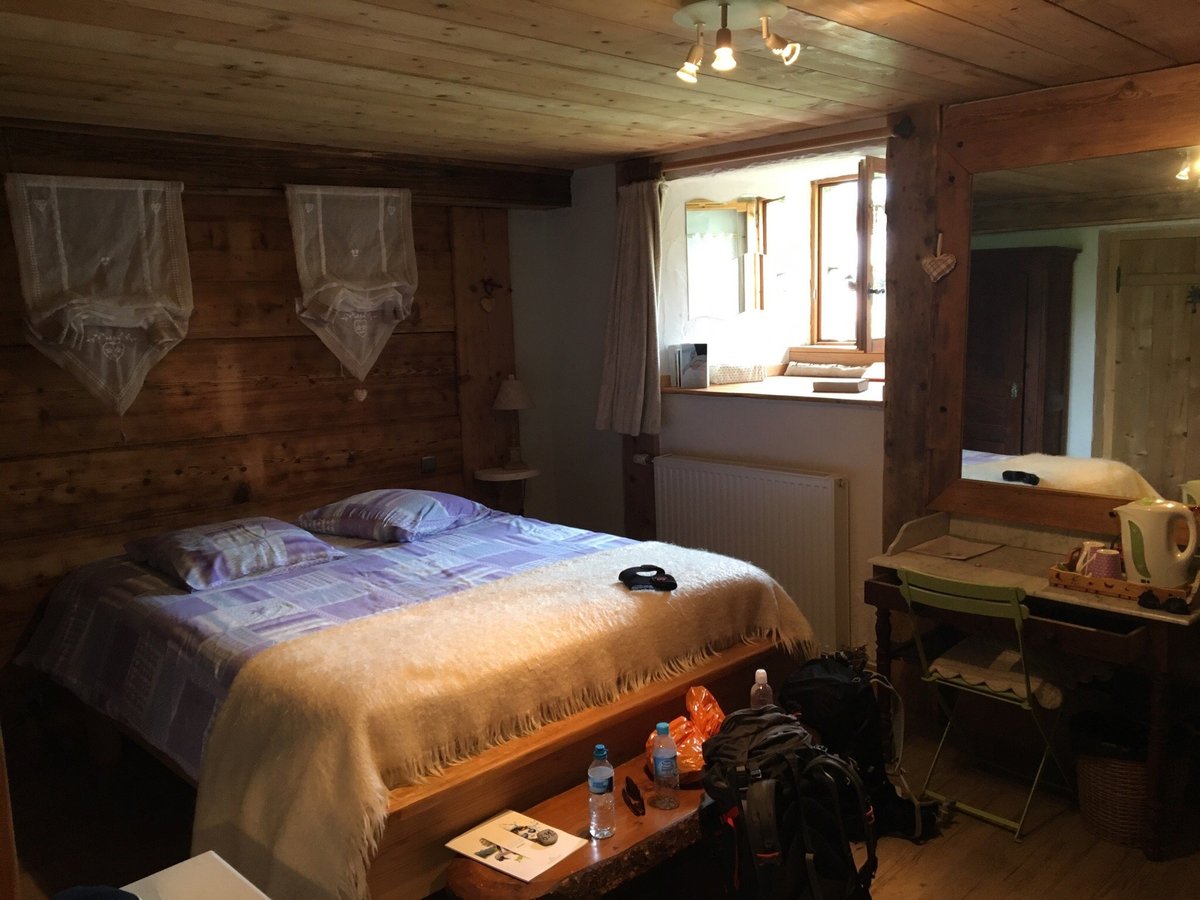 LA FERME DE BON PAPA - B&B Reviews (Les Contamines-Montjoie, France)