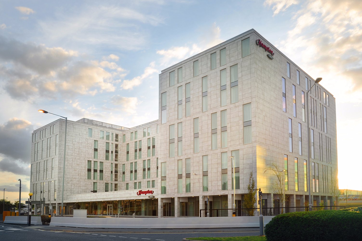 HAMPTON BY HILTON LONDON STANSTED AIRPORT 133 1 5 6