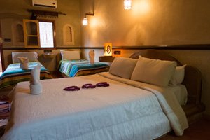 Room & Suite