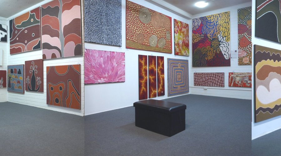 Artlandish Aboriginal Art Gallery in Kununurra, Western Australia. Gateway to The Kimberley.