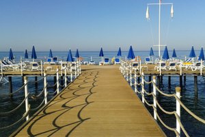 Pool und Strand