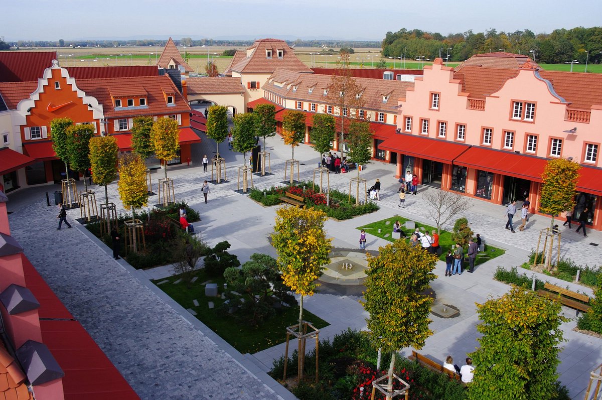 vasteland Ver weg schroef Roppenheim The Style Outlets - All You Need to Know BEFORE You Go