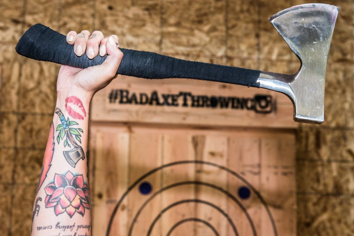 Bad Axe Throwing 戴利城 旅游景点点评 Tripadvisor