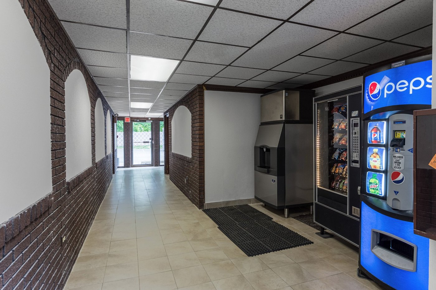 MOTEL 6 WARMINSTER $93 ($̶1̶0̶7̶) - Updated 2022 Prices & Hotel Reviews