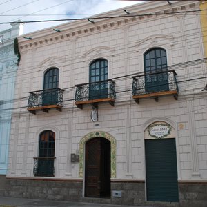Vue depuis la rue principale