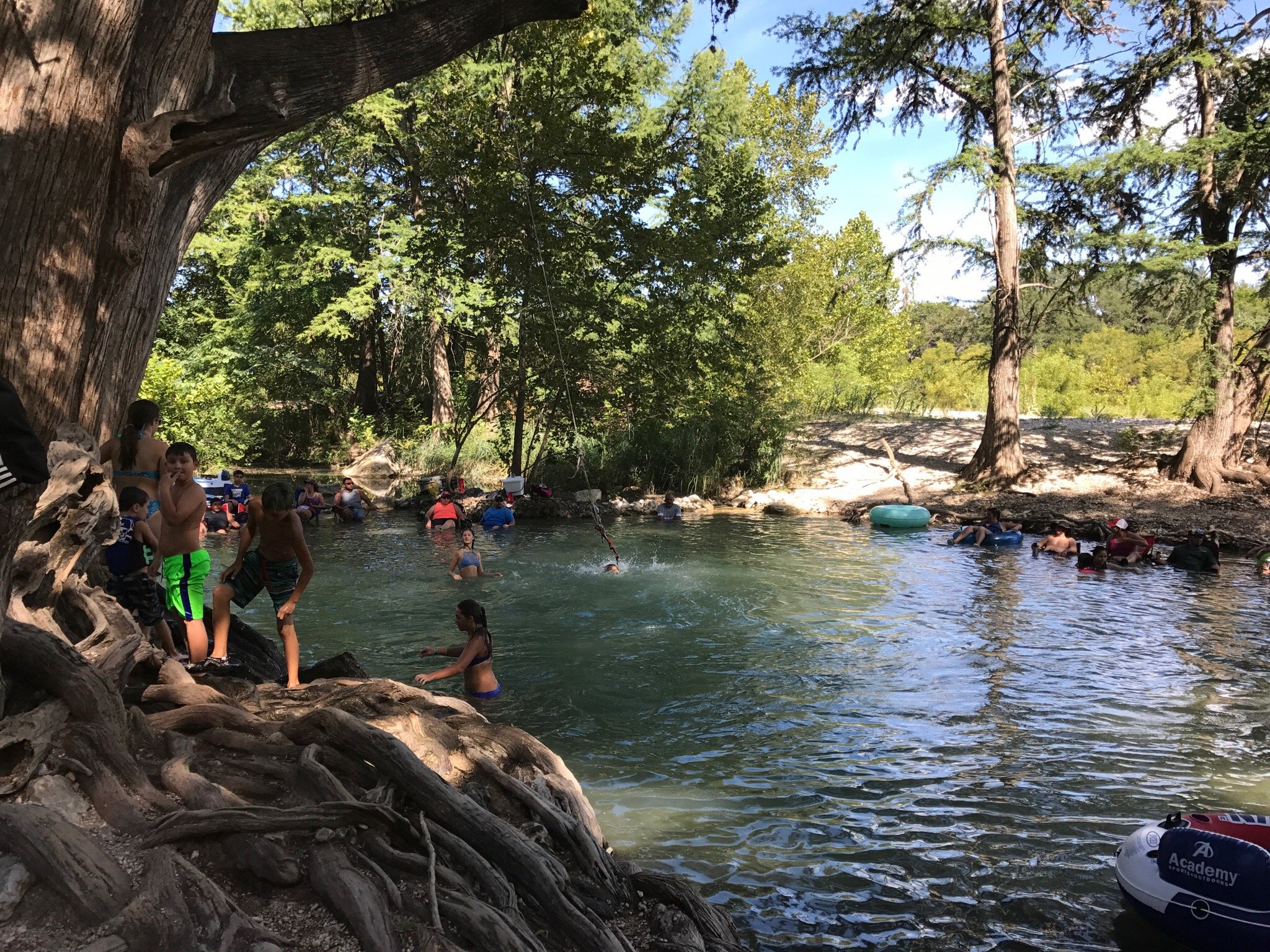 Frio shop river campsites