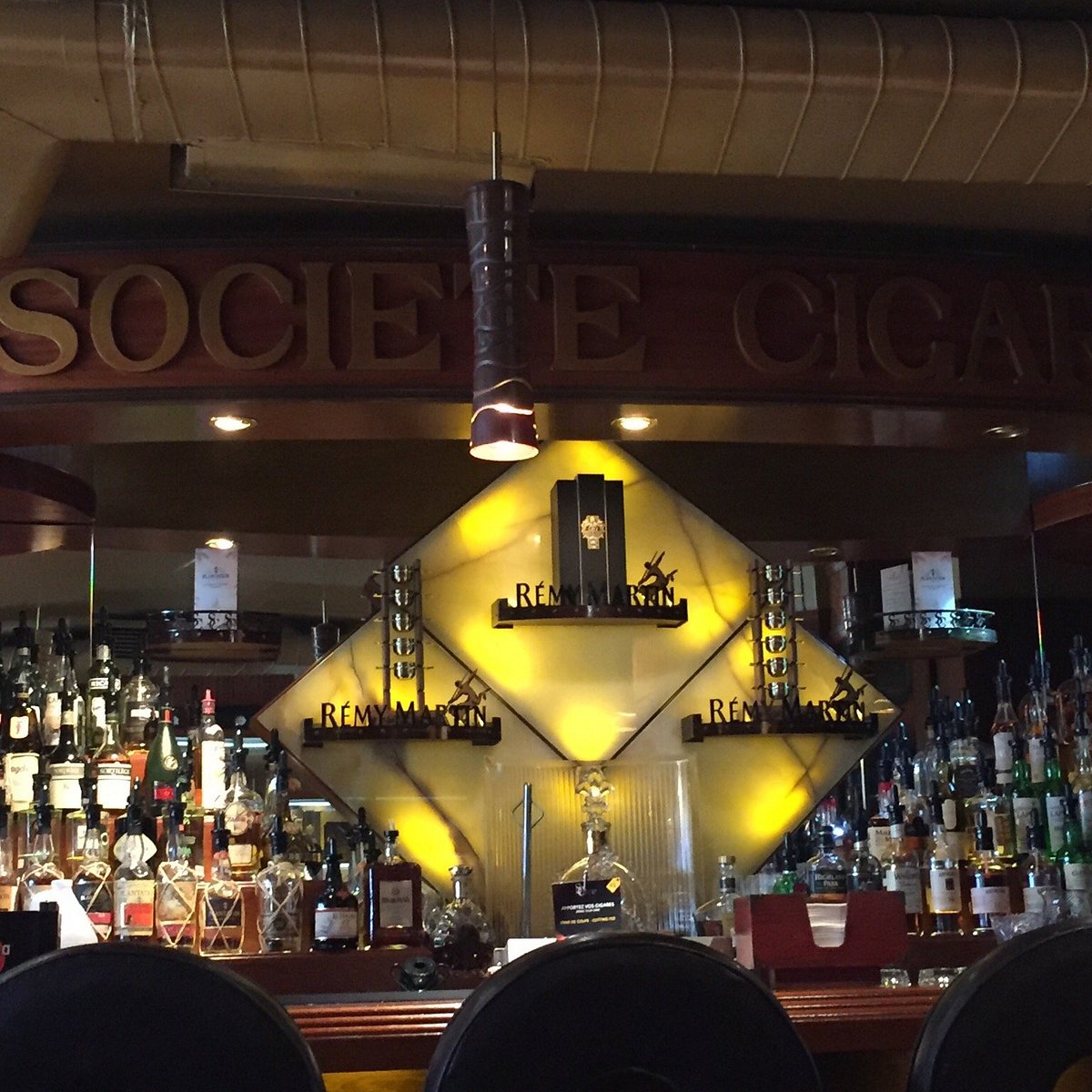 Société Cigare Bar, Квебек: лучшие советы перед посещением - Tripadvisor.
