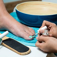 Hands & Feet Spa