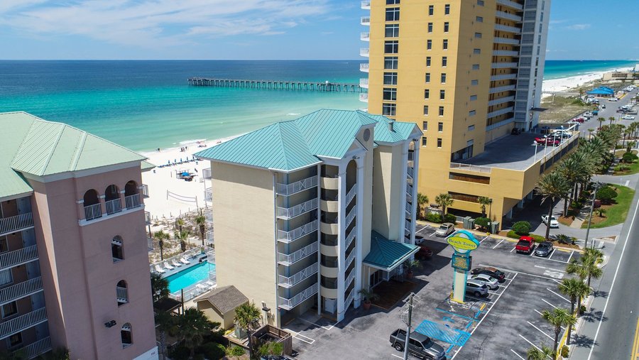 Aerial photo of Hotel