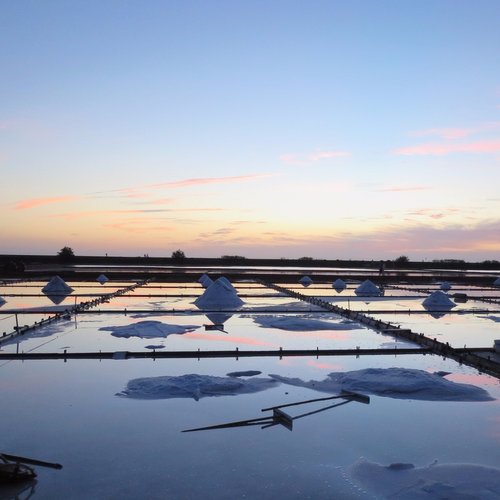 Jingzaijiao Tile - Paved Salt Fields - All You Need to Know BEFORE 