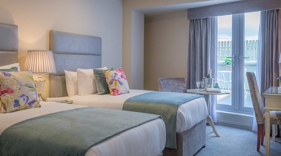 Superior twin room
