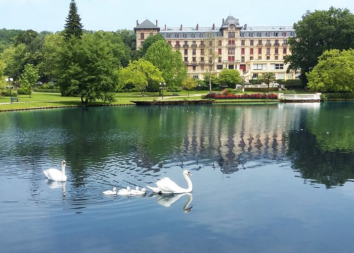 Le Grand Hôtel et le lac