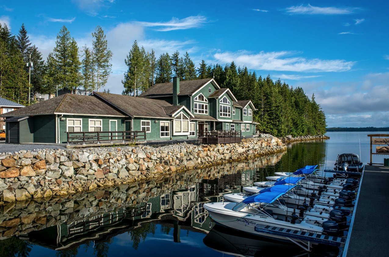 SHEARWATER RESORT & MARINA - Updated 2023 Lodge Reviews (Denny