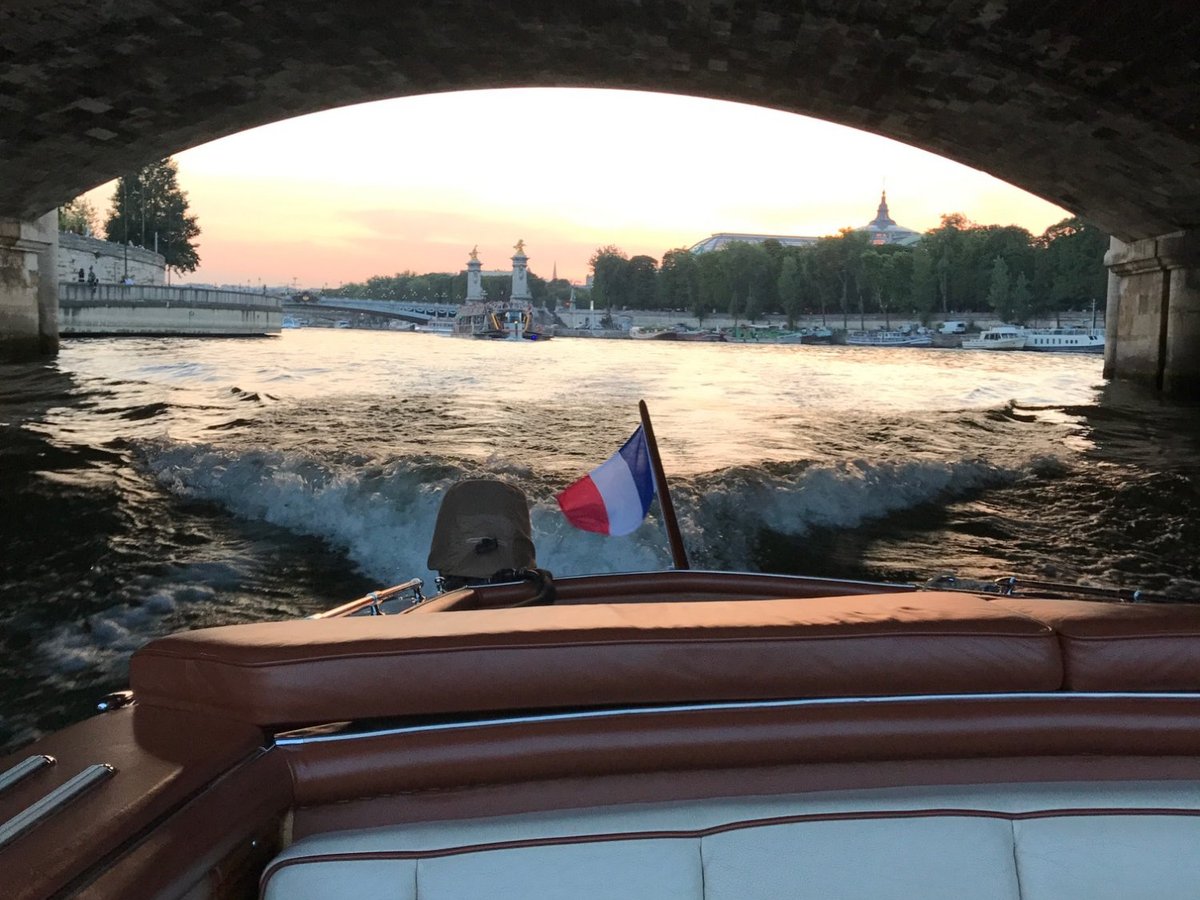 paris luxury boat tours