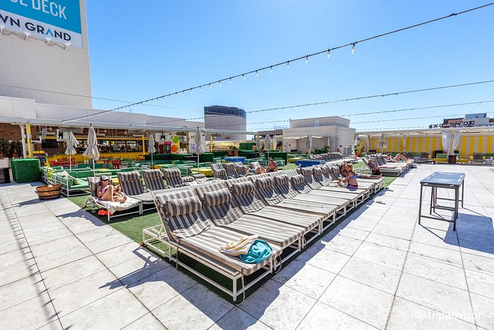 Cabana's at the pool - Picture of Flamingo Las Vegas - Tripadvisor