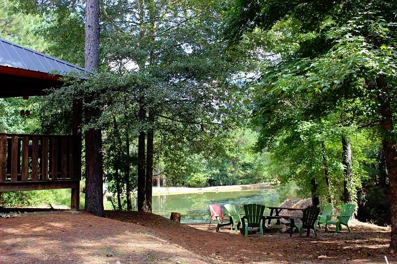 BEAVERS BEND LOG CABINS - Campground Reviews (Broken Bow, OK)