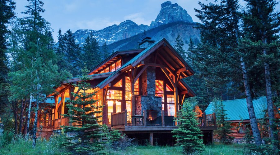 Cathedral Mountain Lodge