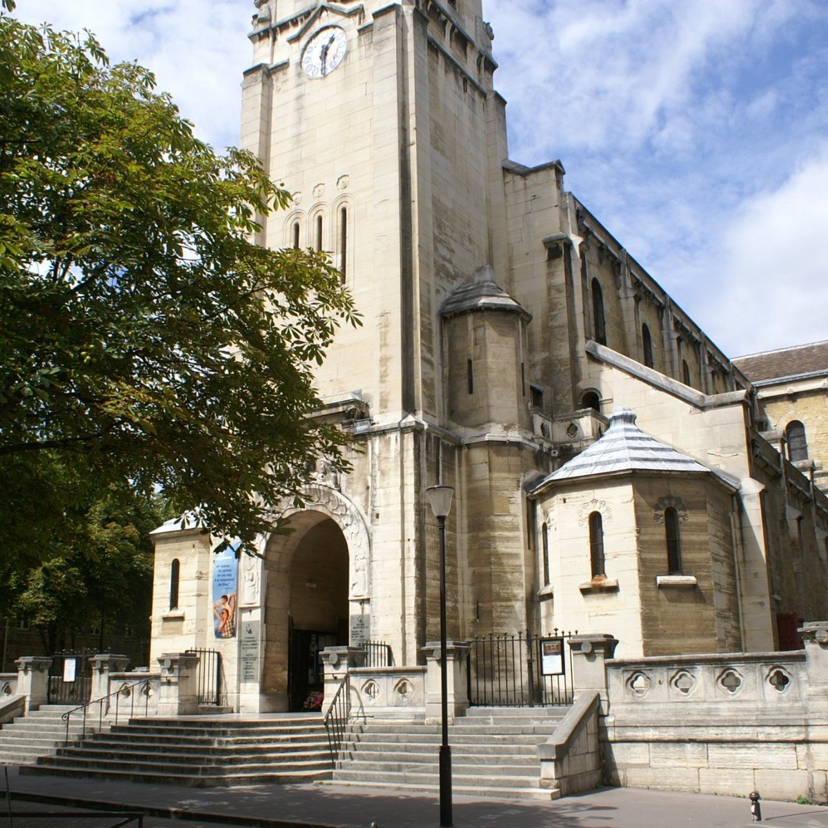 Eglise Saint Lambert de Vaugirard, Париж: лучшие советы перед посещением -  Tripadvisor