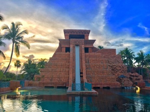 How to experience the best of Atlantis paradise island cheap