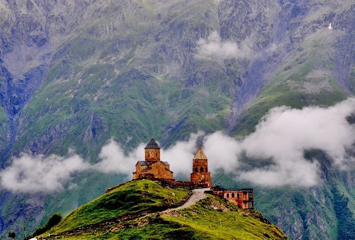 Hotel Geni Kazbegi (Gergeti) - 호텔 리뷰 & 가격 비교