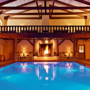Landtherme mit Kamin