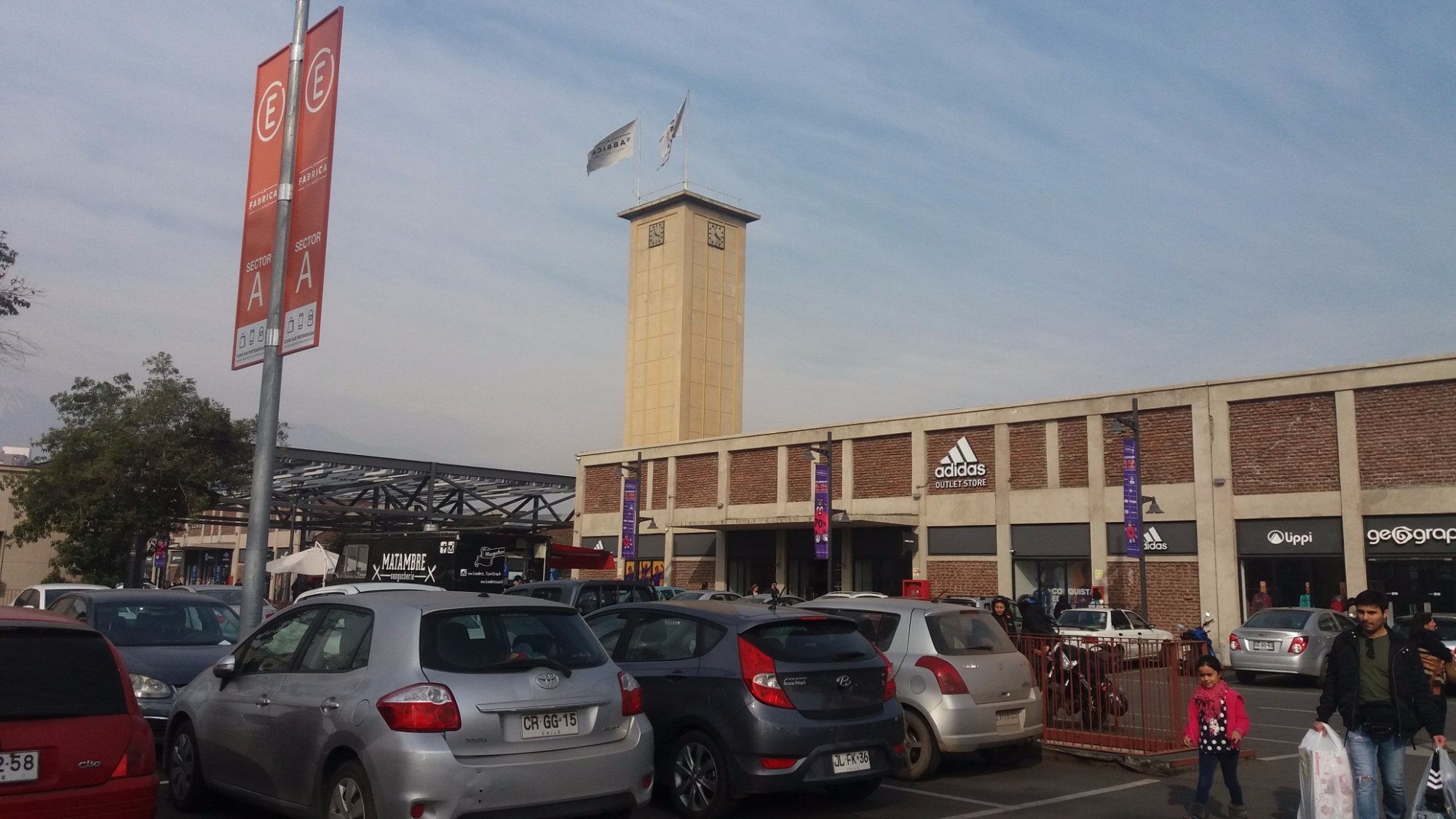 LA FABRICA PATIO OUTLET 2025 Everything You Need to Know BEFORE You Go with Photos