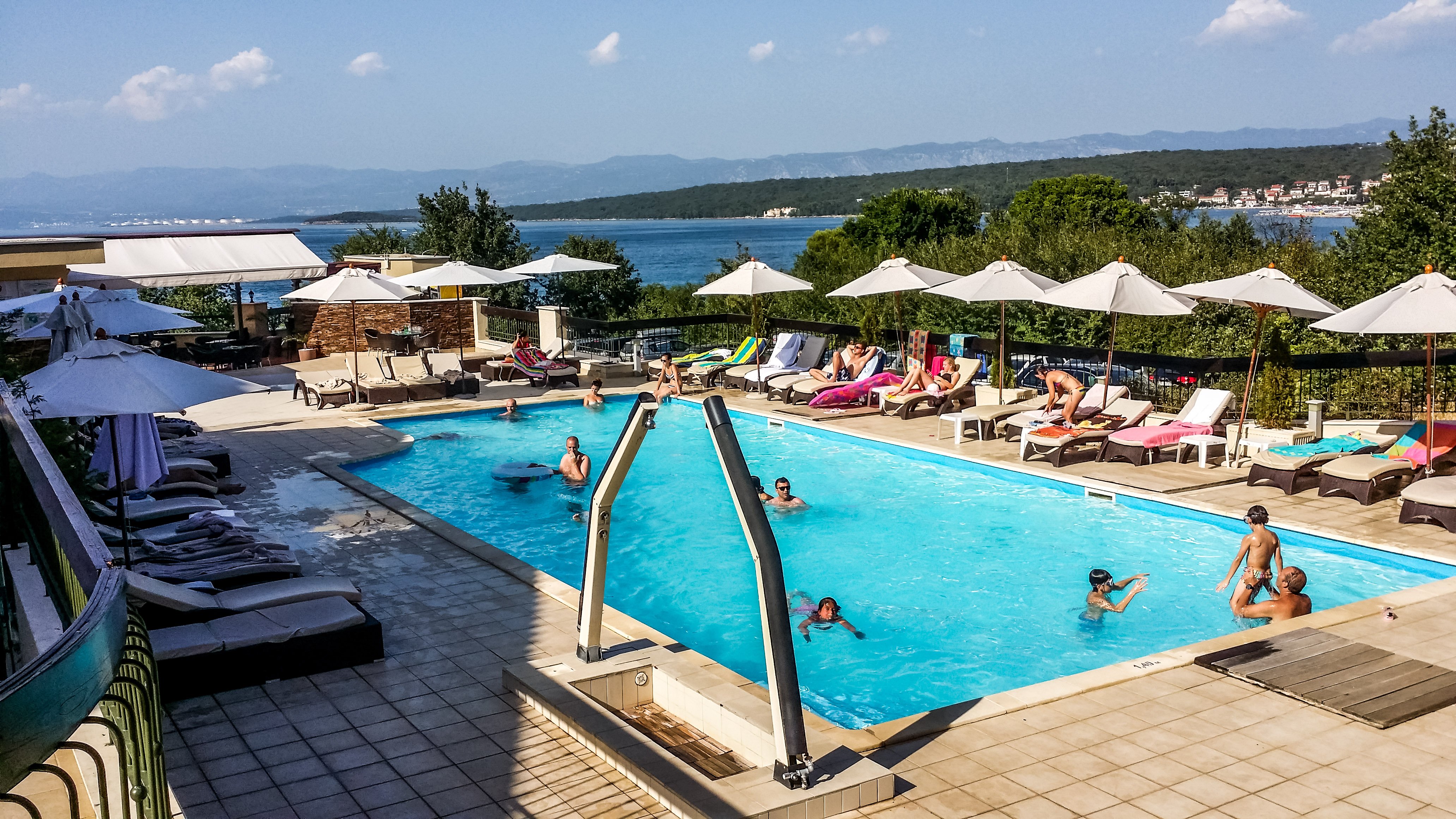Hotel photo 8 of Blue Waves Resort.