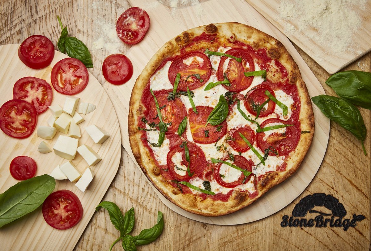 Best pizza москва. В Нью Йорк пицце есть салаты.