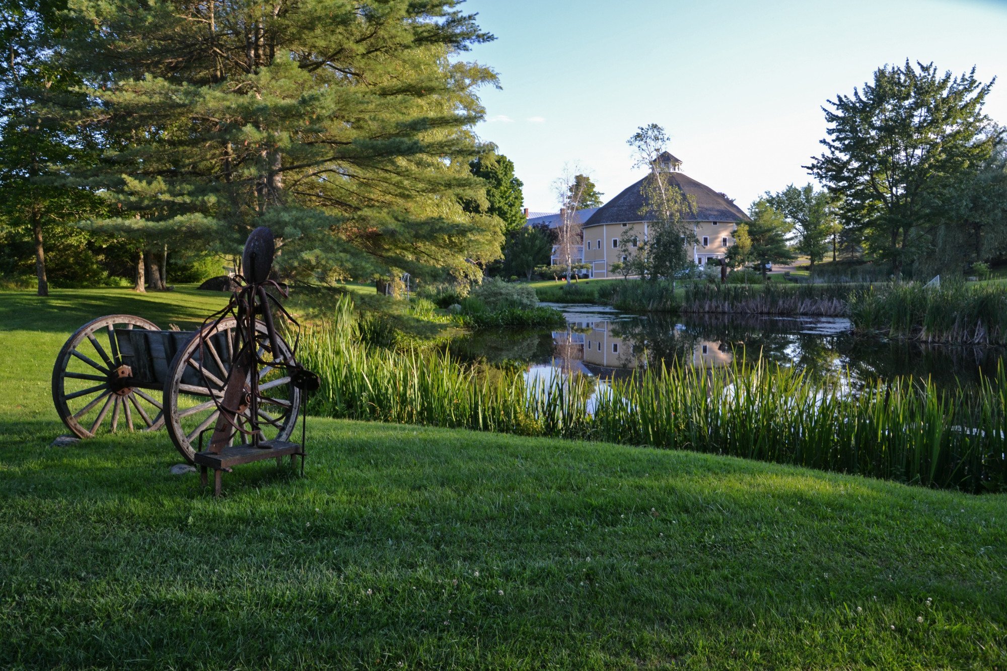The Inn at the Round Barn Farm by null