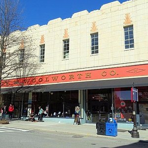 Asheville Pinball Museum & 10+ Great Things to Do Nearby