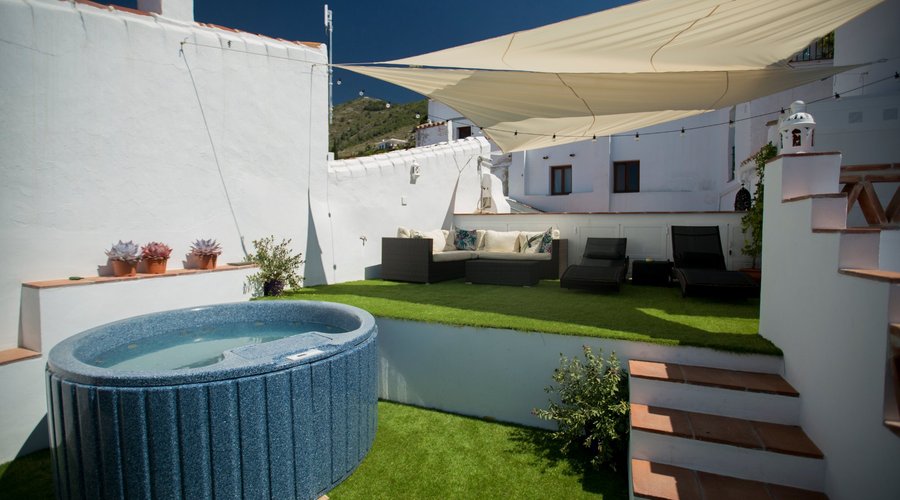 Roof Top Terrace /Jacuzzi