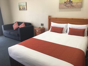 Breakout Motel in Cowra, image may contain: Furniture, Bed, Dorm Room, Couch