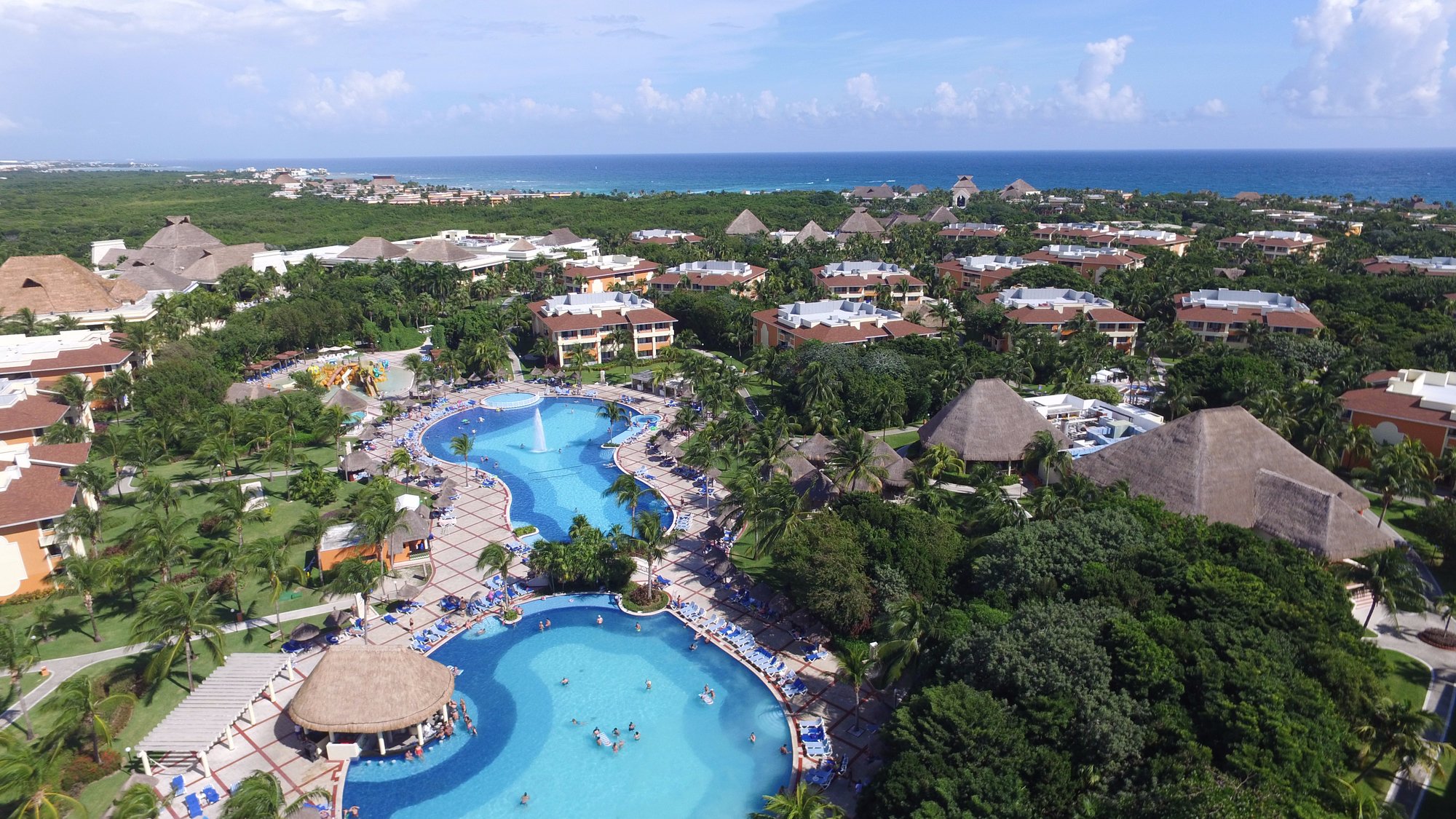Hotel photo 11 of Bahia Principe Grand Coba.