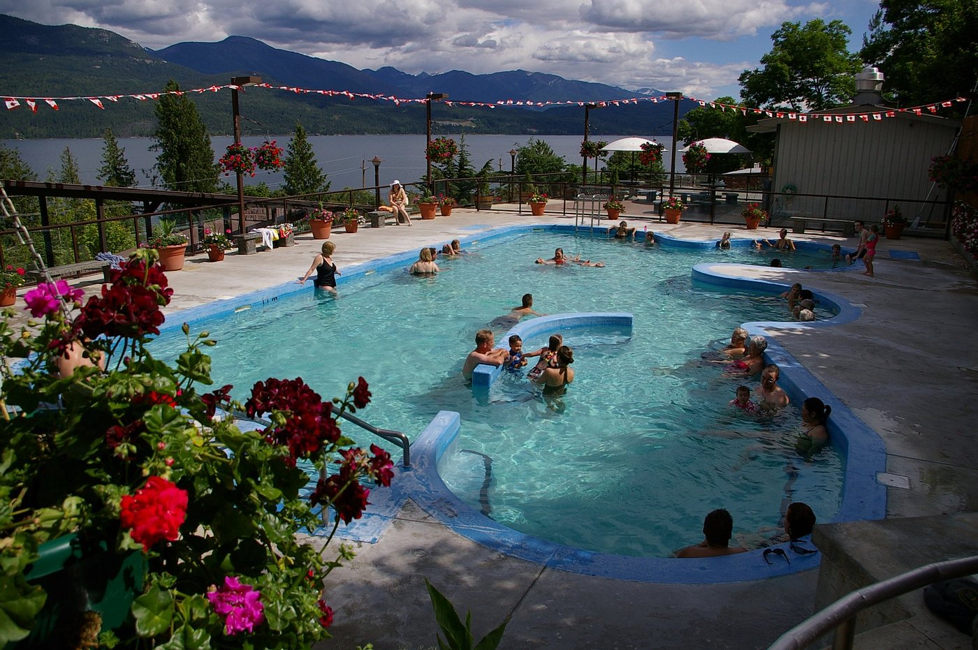 Kootenay Lake Retreat Ainsworth Hot Springs Canada