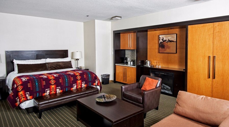 Otter Woman Suite