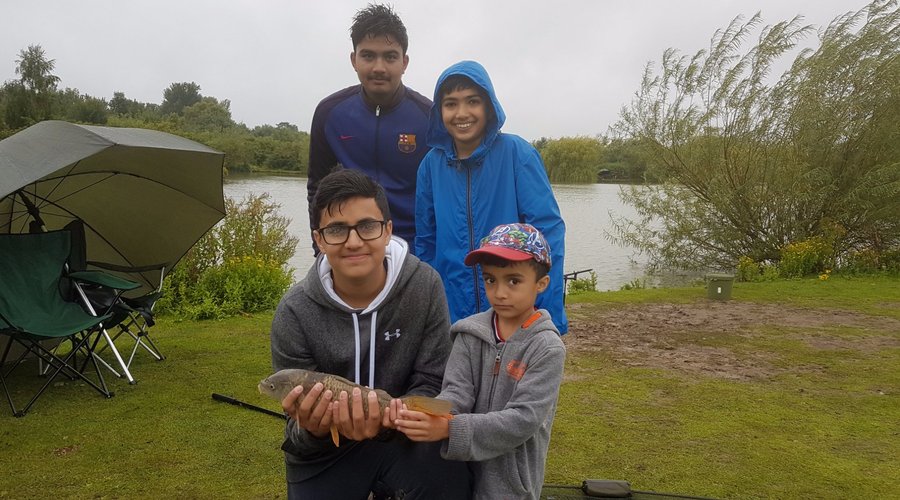 Fun at a Family fishing day with Learn to fish!