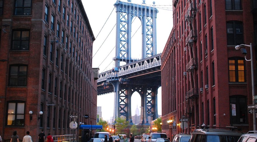 Dumbo Neighborhood - Brooklyn