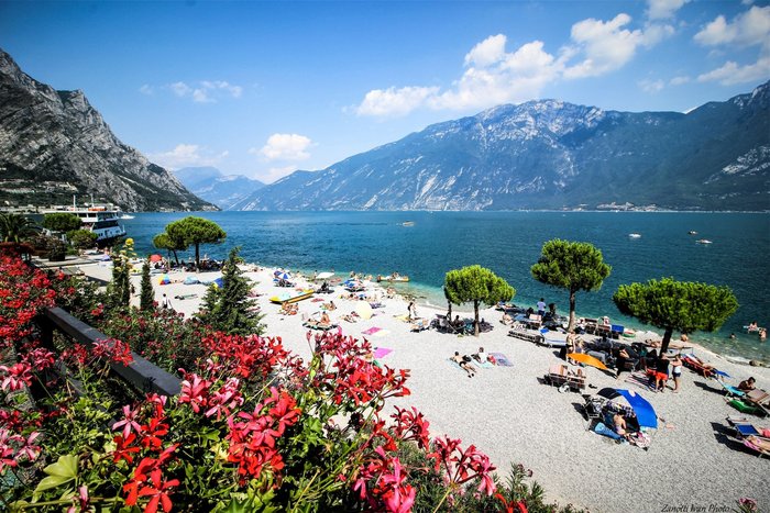 Limone beach